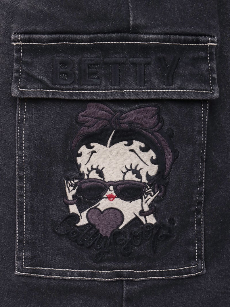【BETTY BOOP】“ベティ＆パジー”総刺繍デニムスカート