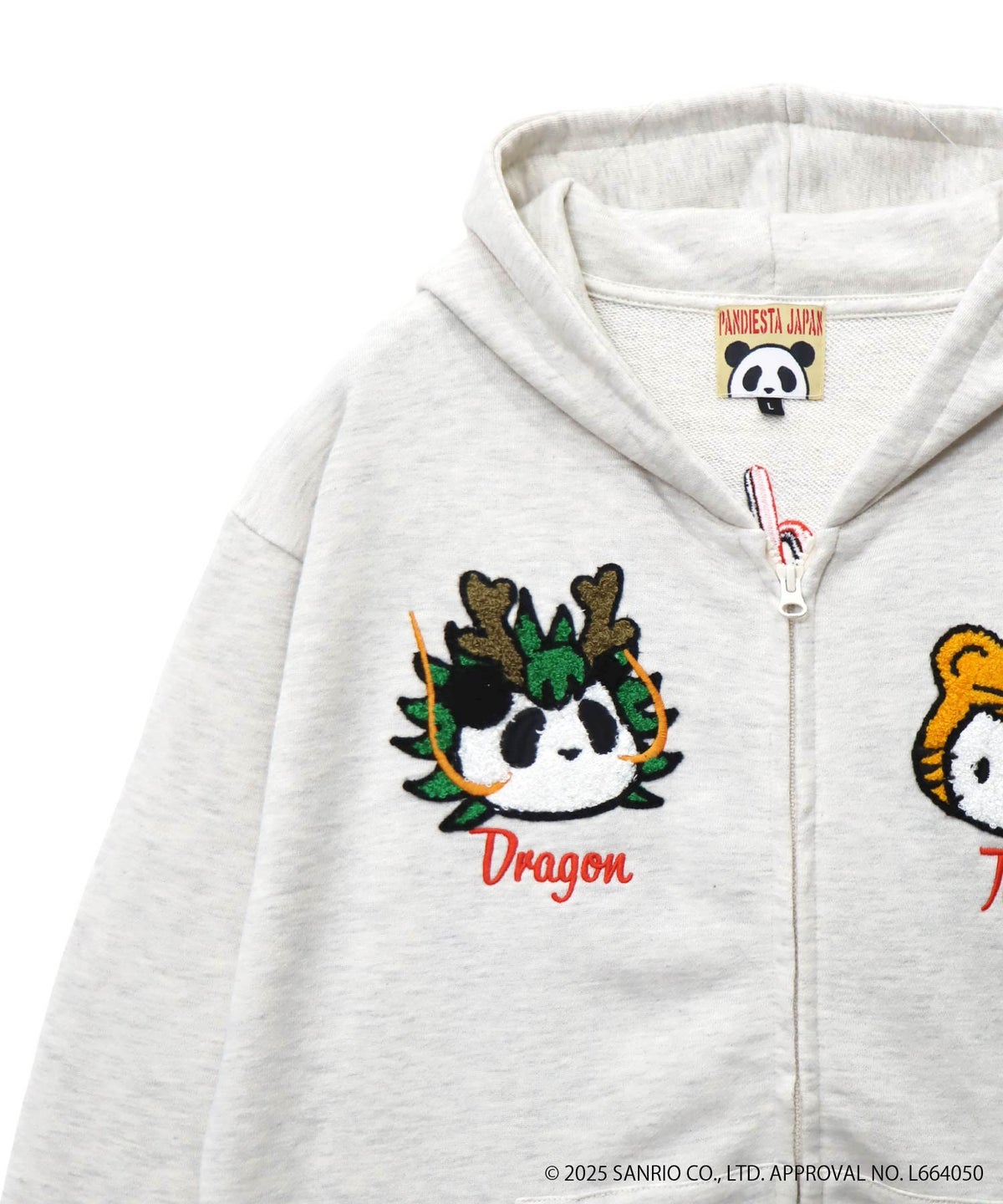 【Hello Kitty×PANDIESTA JAPAN】“なりきり龍虎”刺繍入りZIPパーカー