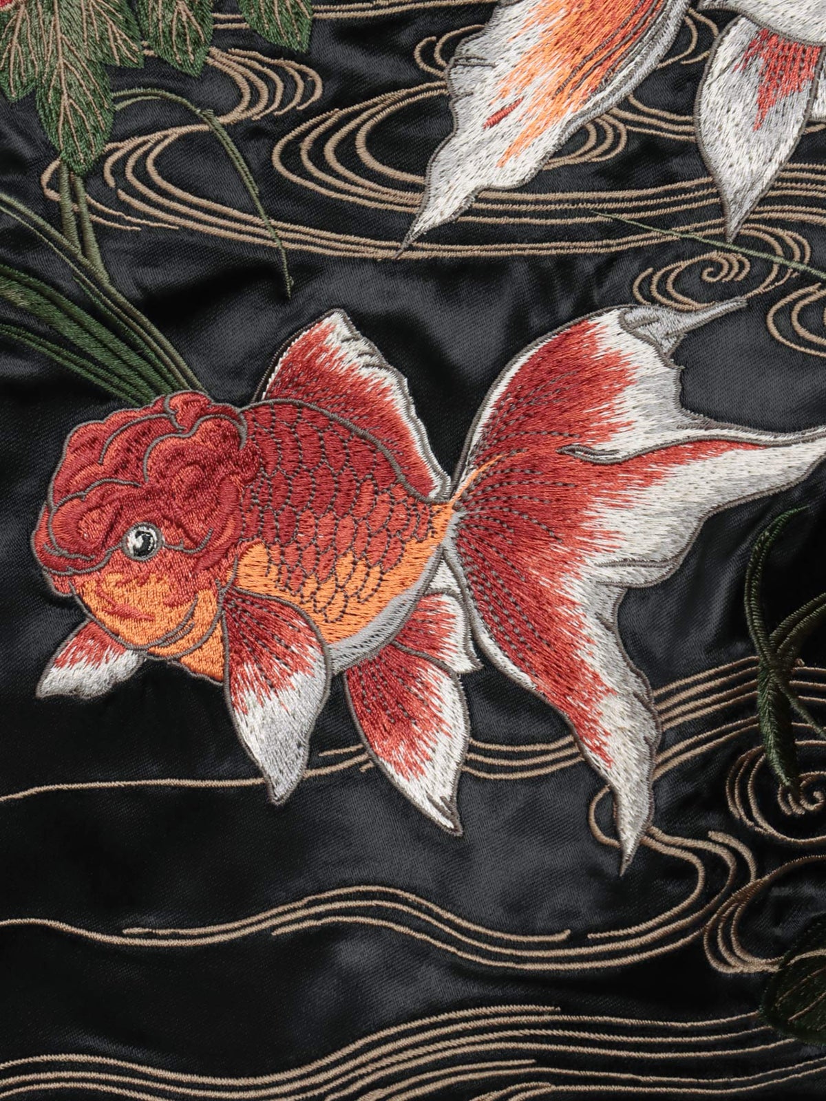 【絡繰魂・粋】“金魚×牡丹”総刺繍リバーシブルスカジャン