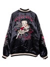 【BETTY BOOP】“黒猫&白猫ベイビーベティ”刺繍入りリバーシブルファースカジャン〔別注〕