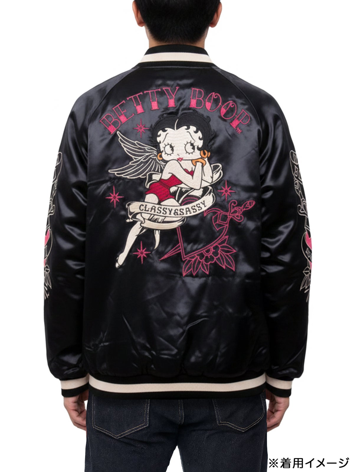 【BETTY BOOP】“黒猫&白猫ベイビーベティ”刺繍入りリバーシブルファースカジャン〔別注〕