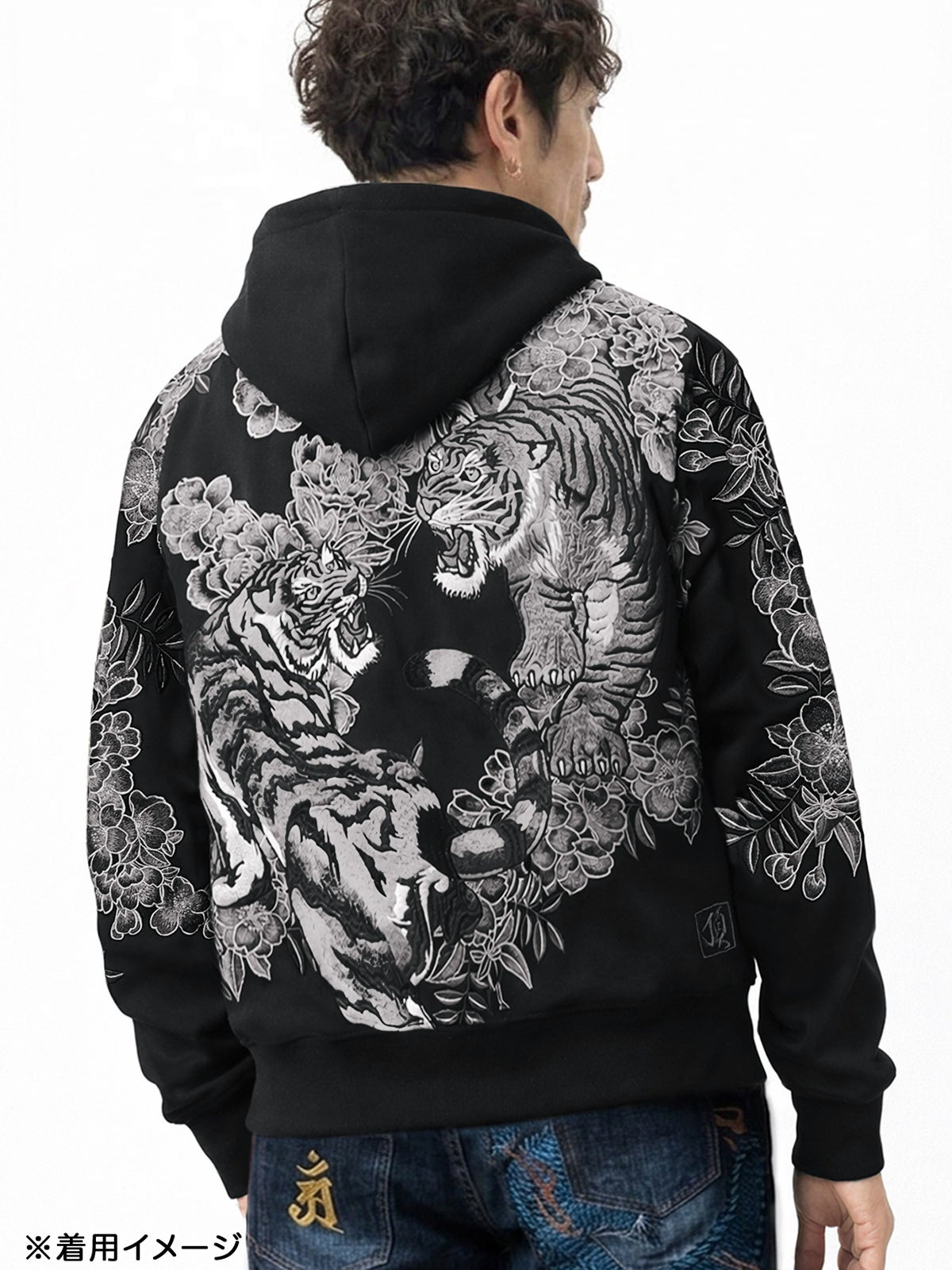 【絡繰魂・頂】“猛虎ノ頂”総刺繍ZIPパーカー