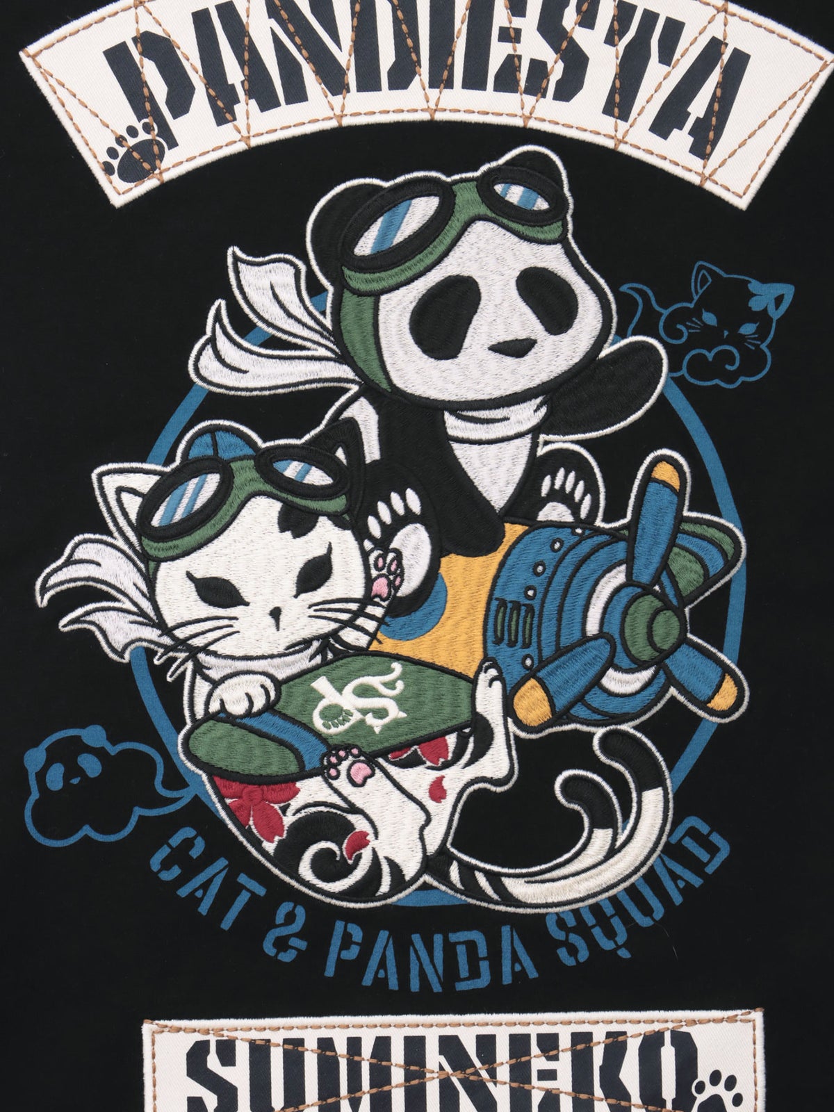 【SUMINEKO×PANDIESTA JAPAN】“スミネコとパンダ”ミリタリー風刺繍入りTシャツ