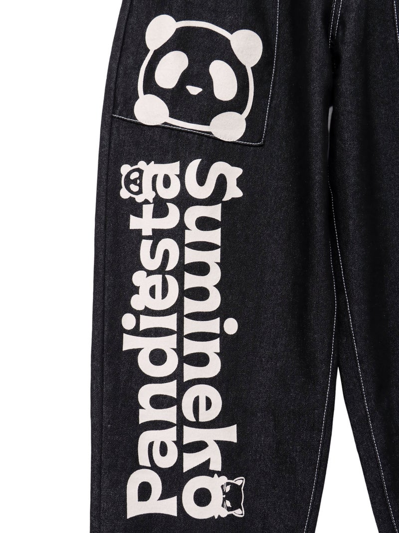  【SUMINEKO×PANDIESTA JAPAN】“スミネコとパンダ”ロープチャーム付きワイドデニムパンツ