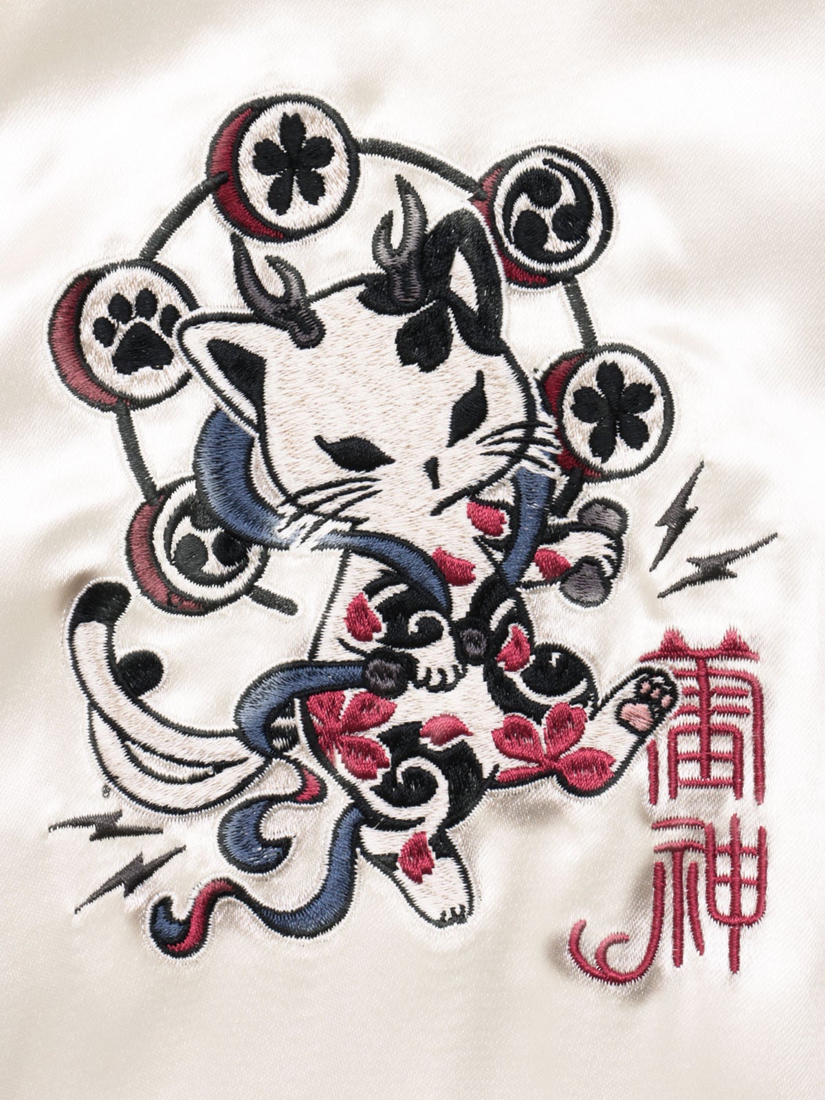 【SUMINEKO】“お猫様”総刺繍リバーシブルスカジャン
