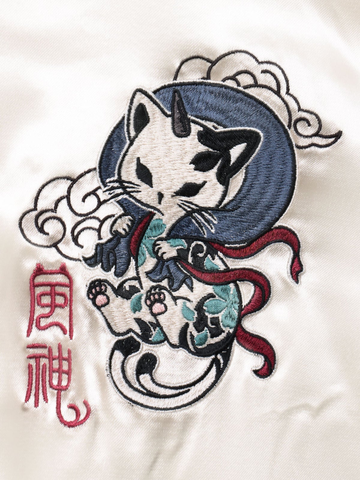 【SUMINEKO】“お猫様”総刺繍リバーシブルスカジャン