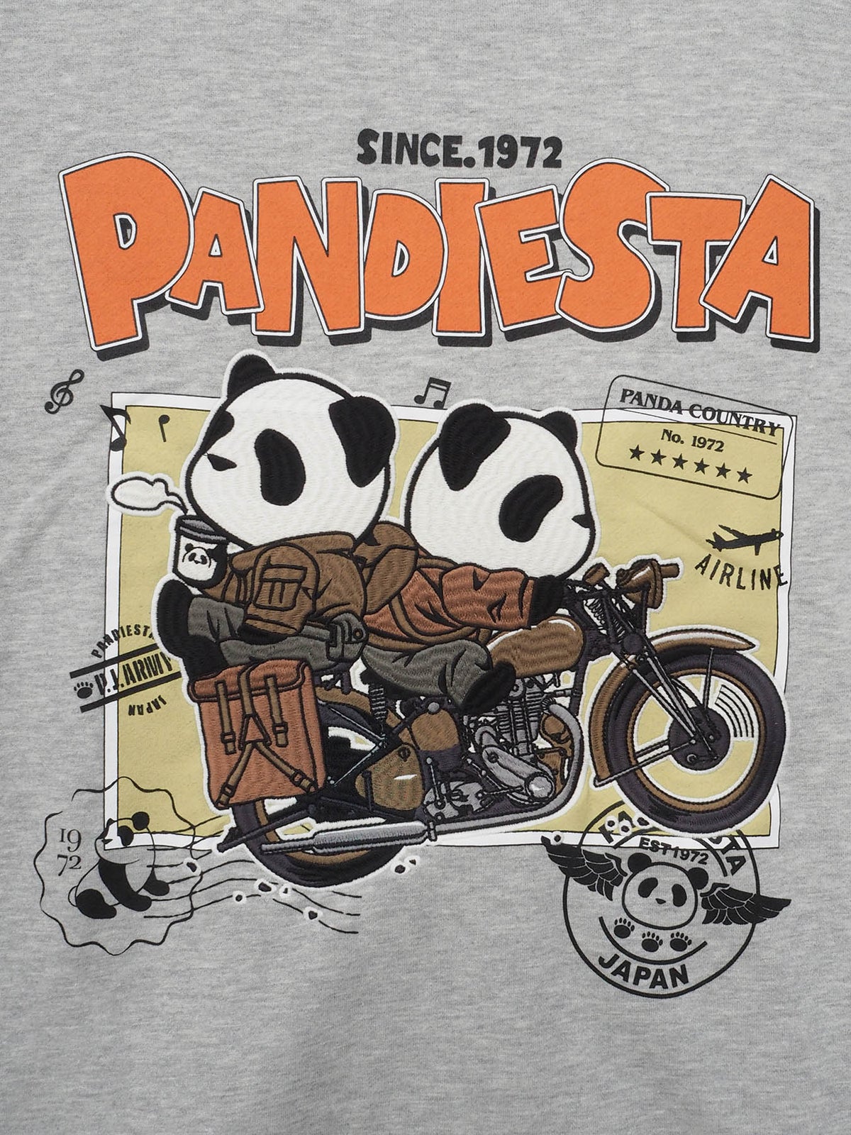 【PANDIESTA JAPAN】“タンデムバイクパンダ”ミリタリー風刺入りZIPパーカー