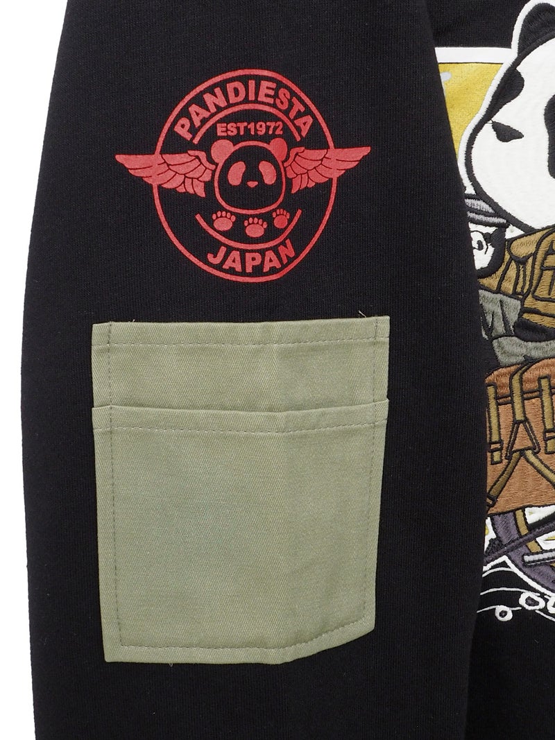 【PANDIESTA JAPAN】“タンデムバイクパンダ”ミリタリー風刺入りZIPパーカー