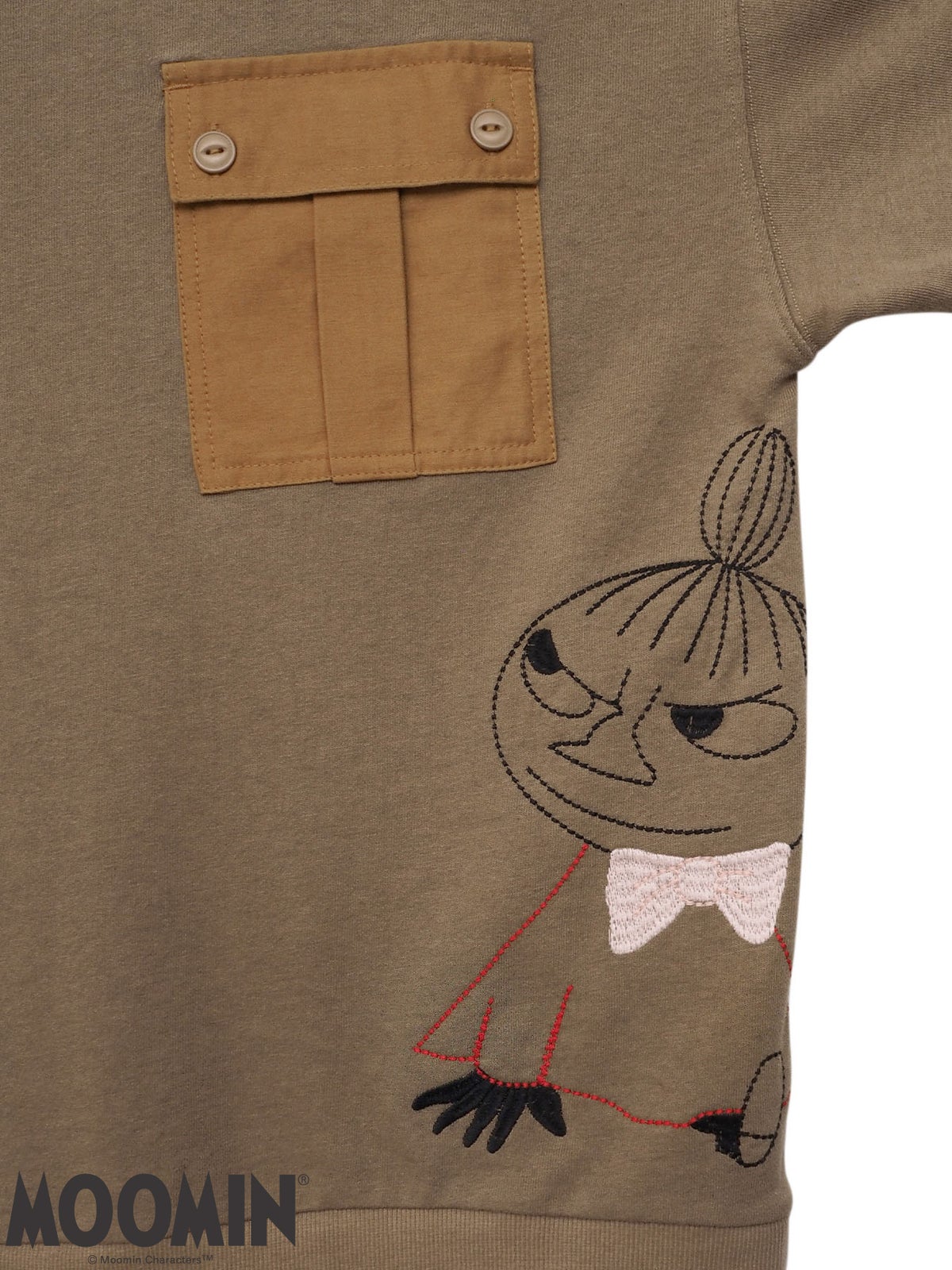 【JUICY×MOOMIN】ミリタリー風ポケット付きMOOMIN刺繍入りプルオーバー