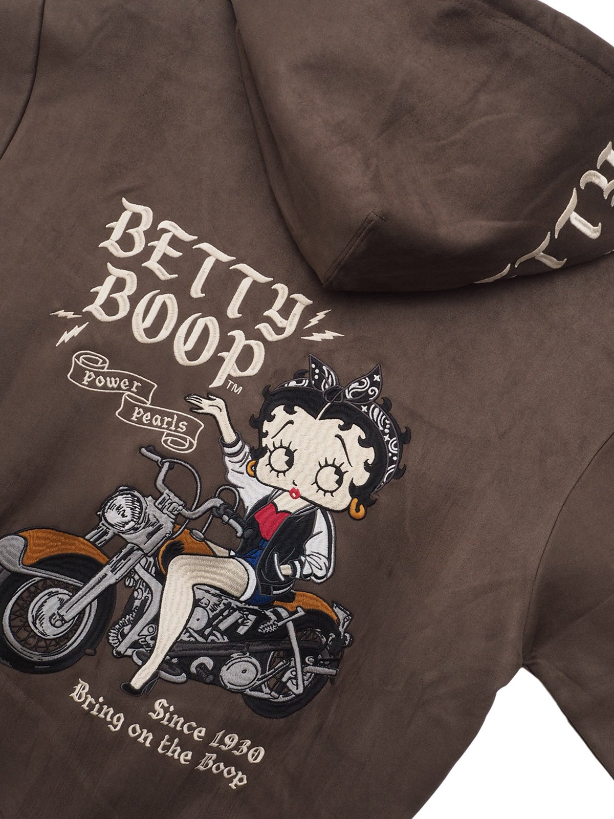 【BETTY BOOP】“BIKE BETTY”刺繍入りフェイクスウェードZIPパーカー